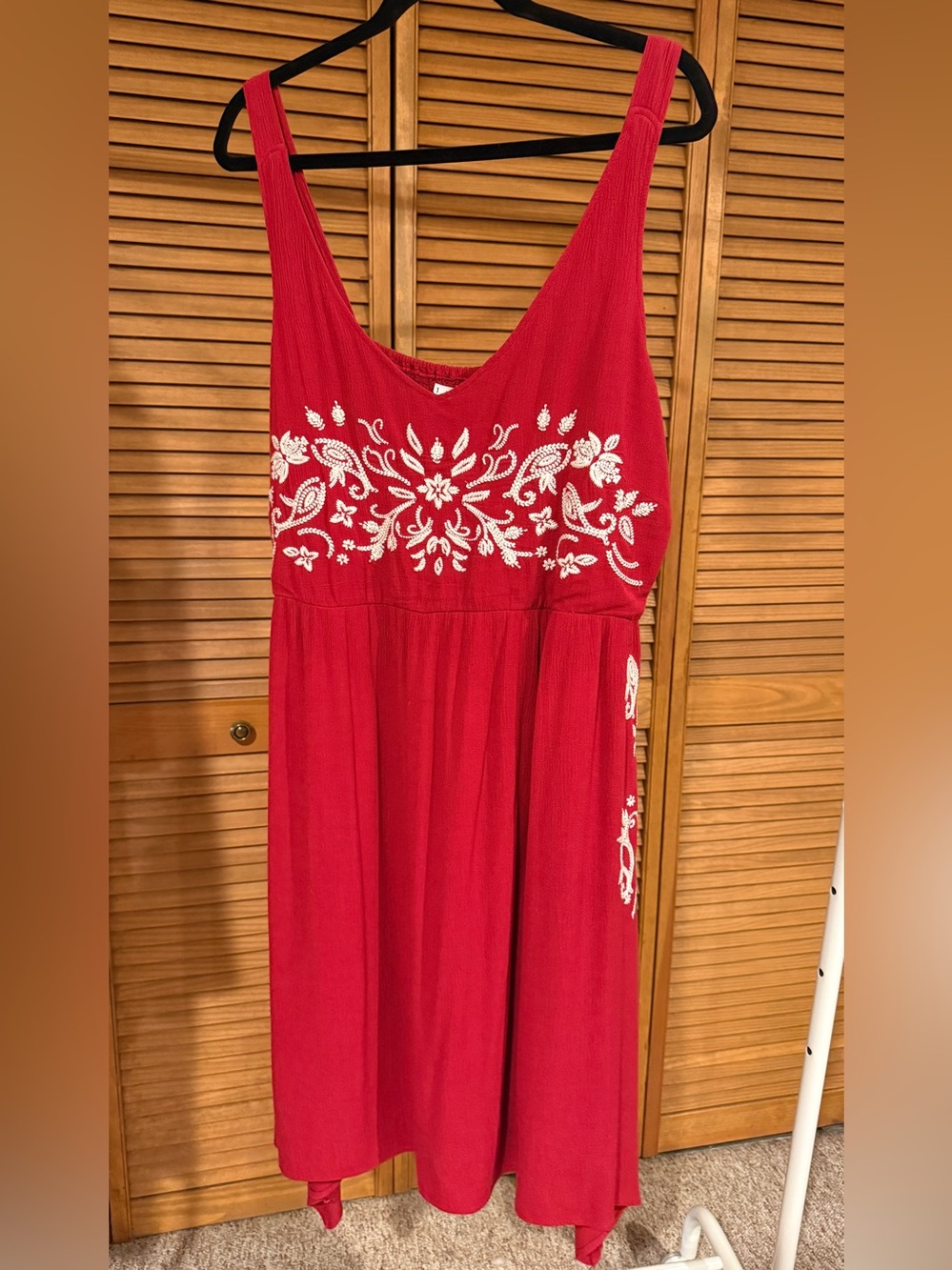 Maurices Red Embroidered Midi Dress Plus Size 1 1X Boho Floral Sundress